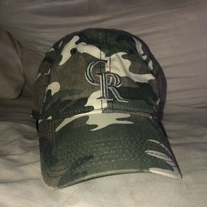 Colorado Rockies adjustable New Era camo hat